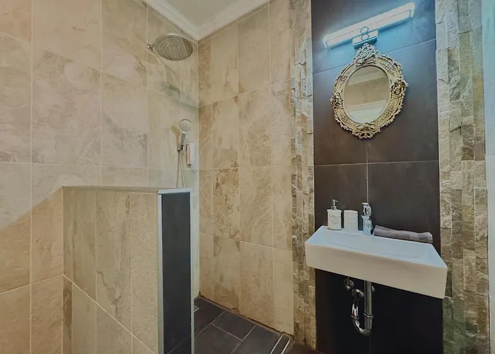 Azur 3 - Panoramic Escape